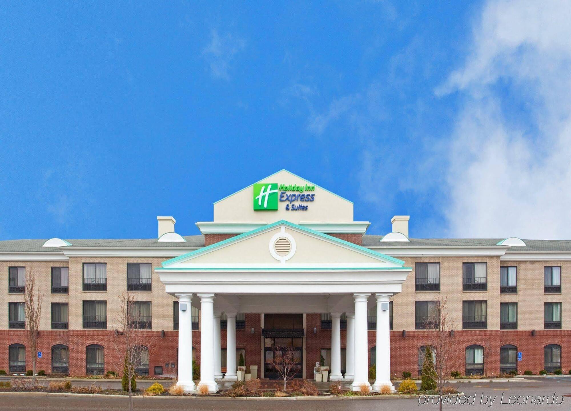 Holiday Inn Express Hotel & Suites Athens By Ihg Exterior photo